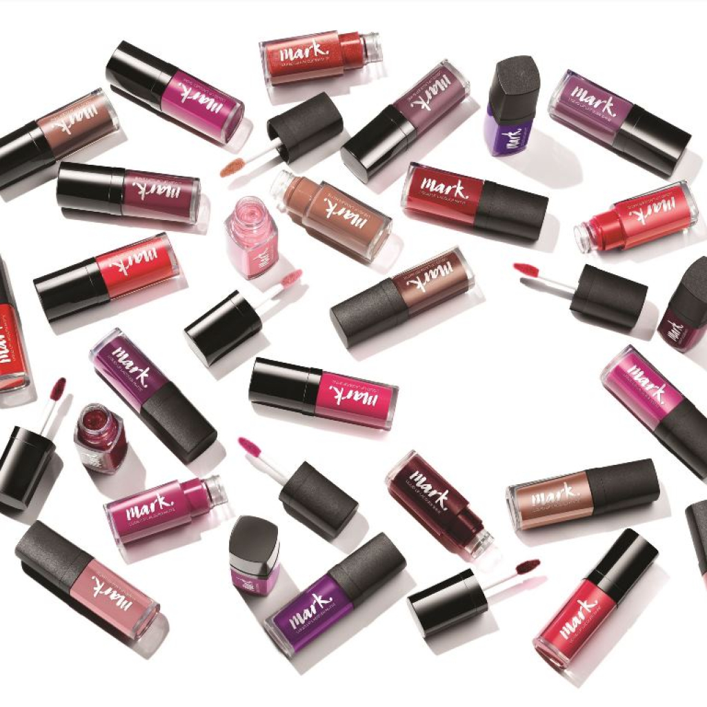 avon-mark-liquid-lip-lacquer.jpg