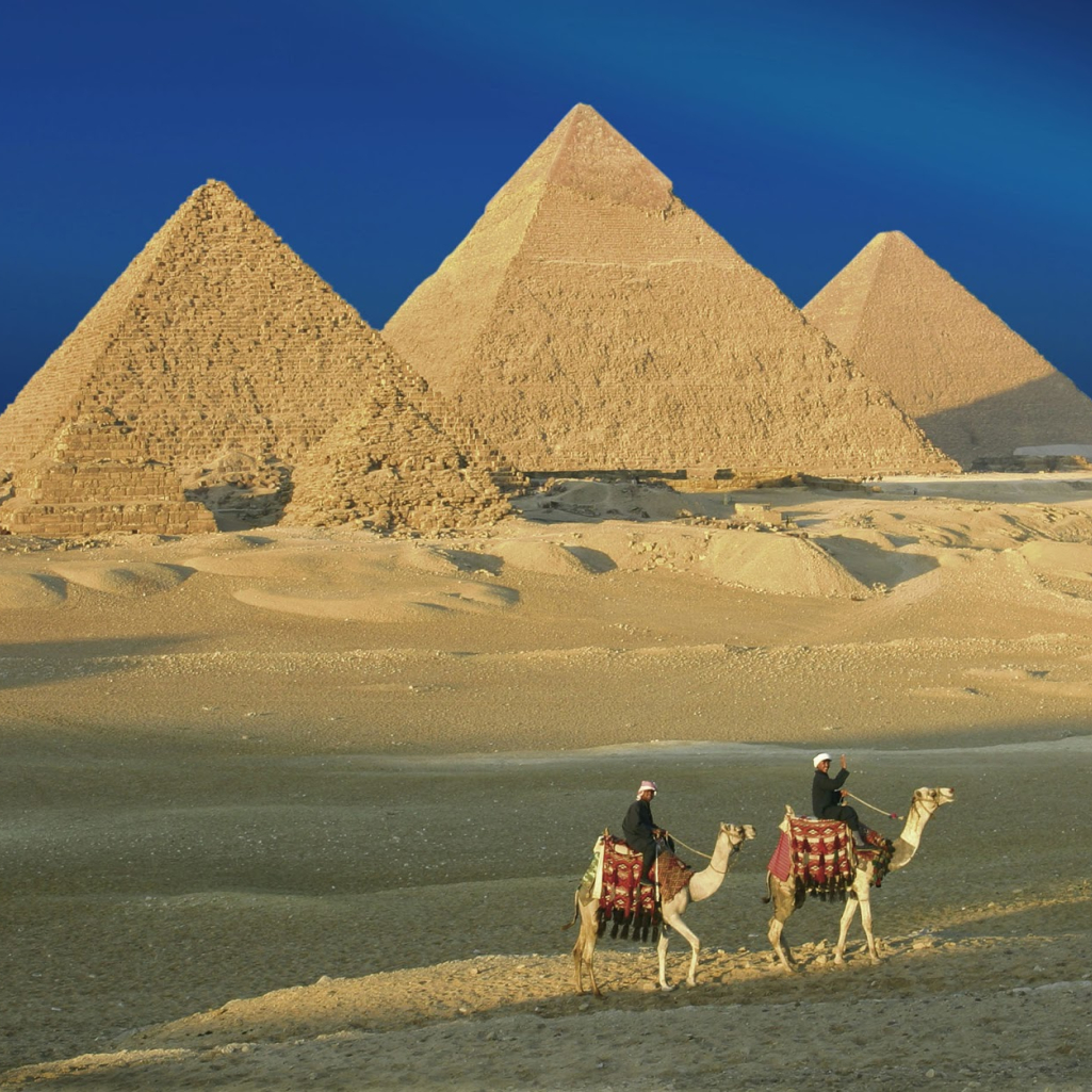 pyramide.jpg