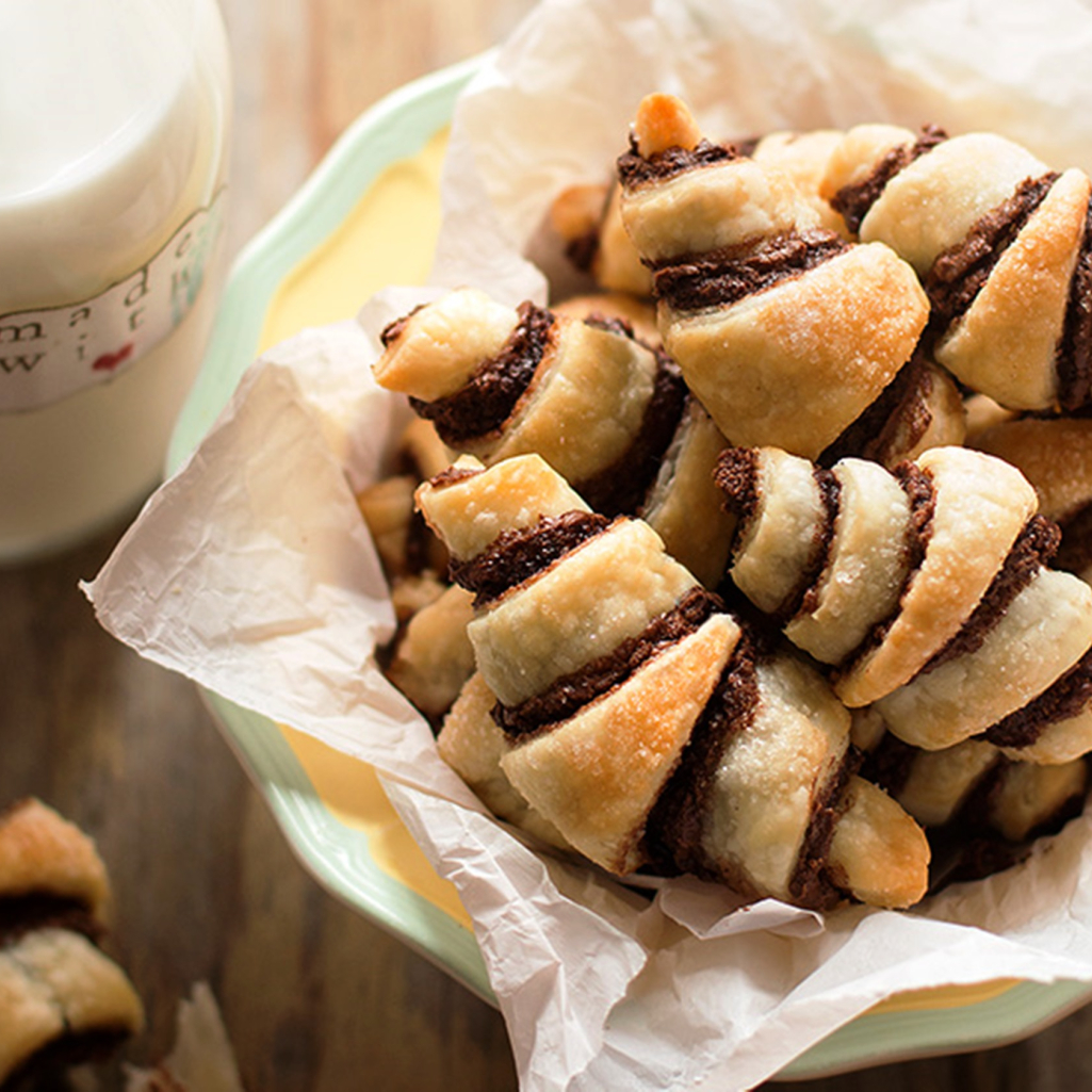 cornetti-alla-nutella-ricetta-cornetti-veloci-alla-nutella.jpg