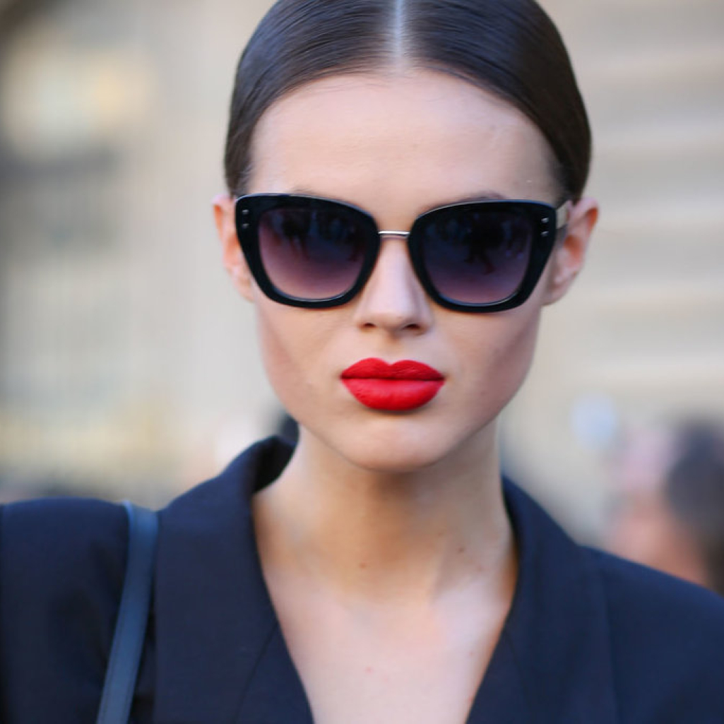 street-style-red-lips-quer-schema-org.jpg