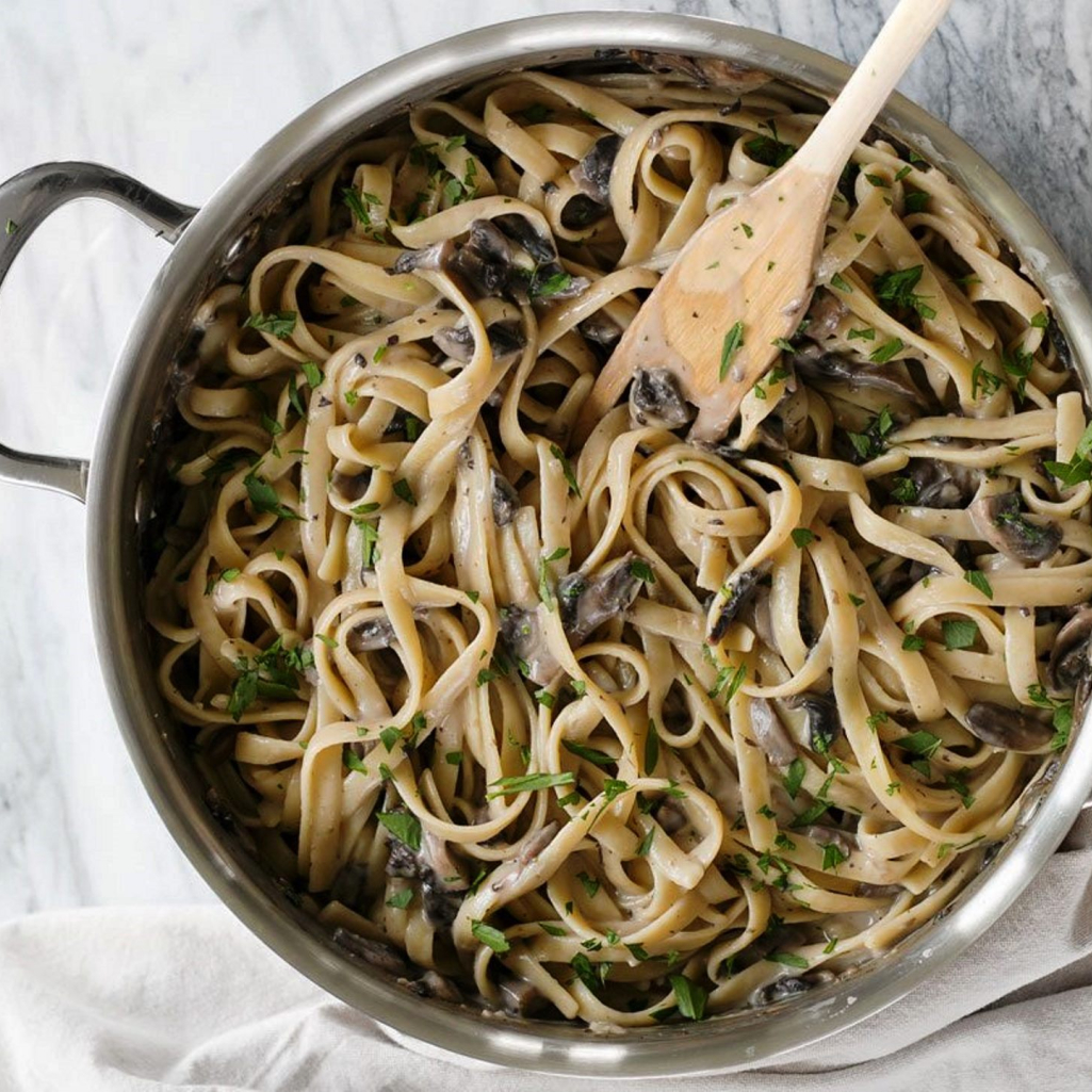 creamy-mushroom-herb-pasta-v1.jpg