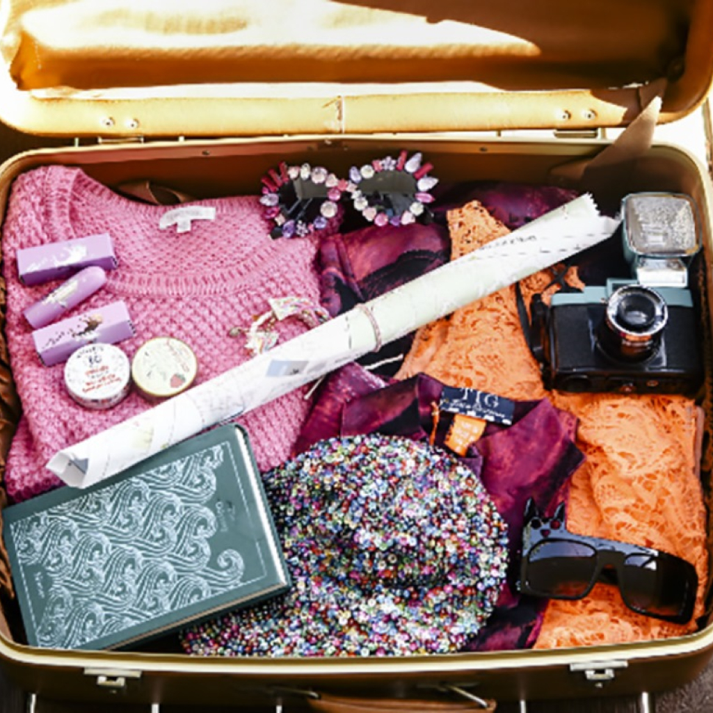 packed-suitcase-tumblr.jpg