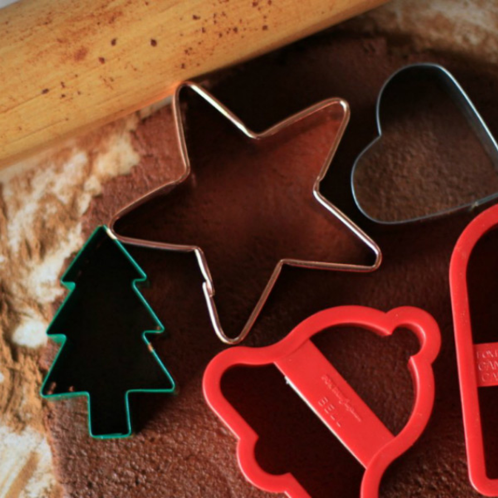 thehomeissue-ornaments002.jpg