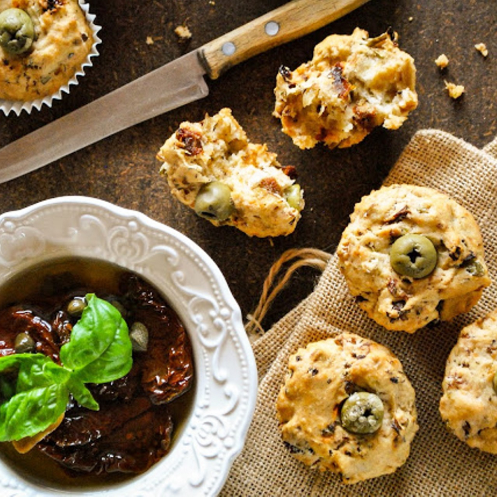 savory_vegan_muffins_with_sun-dried_tomatoes_and_olives.jpg
