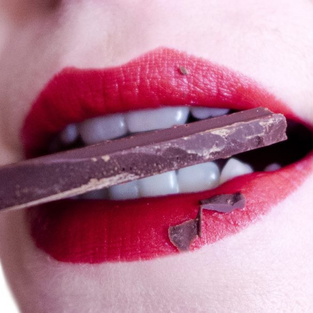 bite-candy-chocolate-37831.jpg