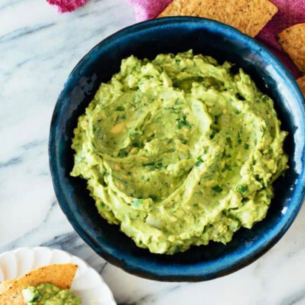 how-to-make-the-best-guacamole-550x757.jpg