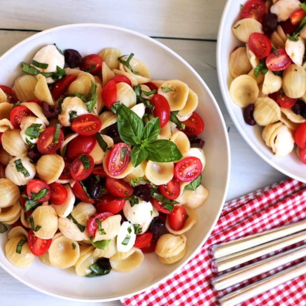caprese-pasta-salad-with-olives-1.jpg