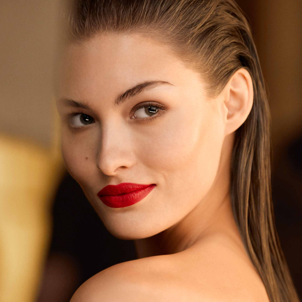 este_lauder_lipstick.jpg
