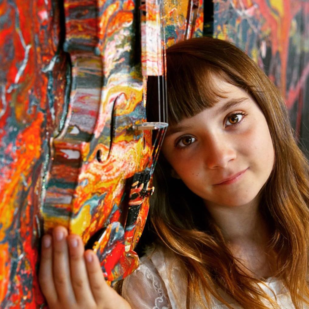 Aelita Andre: H 12χρονη που δημιουργεί εντυπωσιακά έργα τέχνης που πωλούνται για χιλιάδες δολάρια 