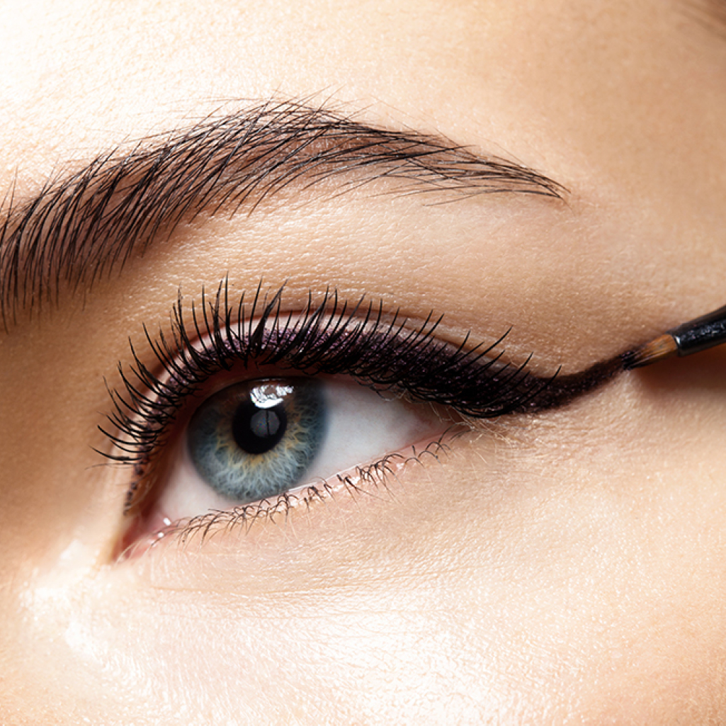 Εντυπωσιάστε με το βλέμμα σας – Όλα όσα πρέπει να γνωρίζετε για το eyeliner