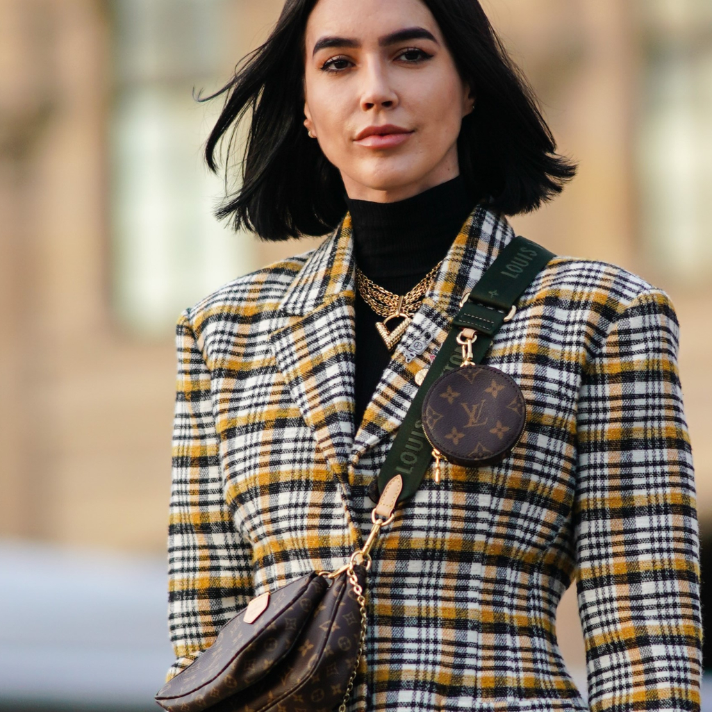 Αξεσουάρ 2 σε 1 -Το designer item που κρατούν τα topmodels και οι Influencers έχει λίστα αναμονής