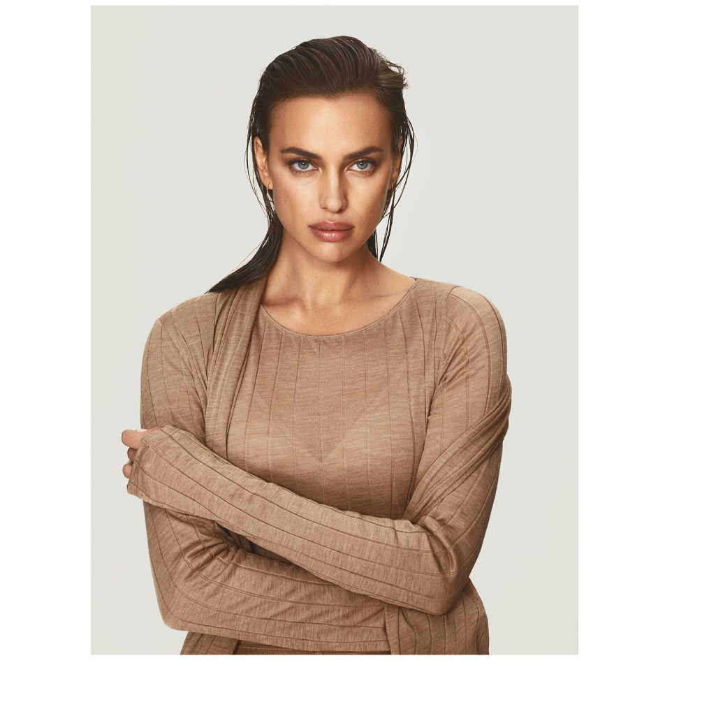 Irina Shayk: η πρωταγωνίστρια της τελευταίας knitwear collection σε νέα neutral colors 