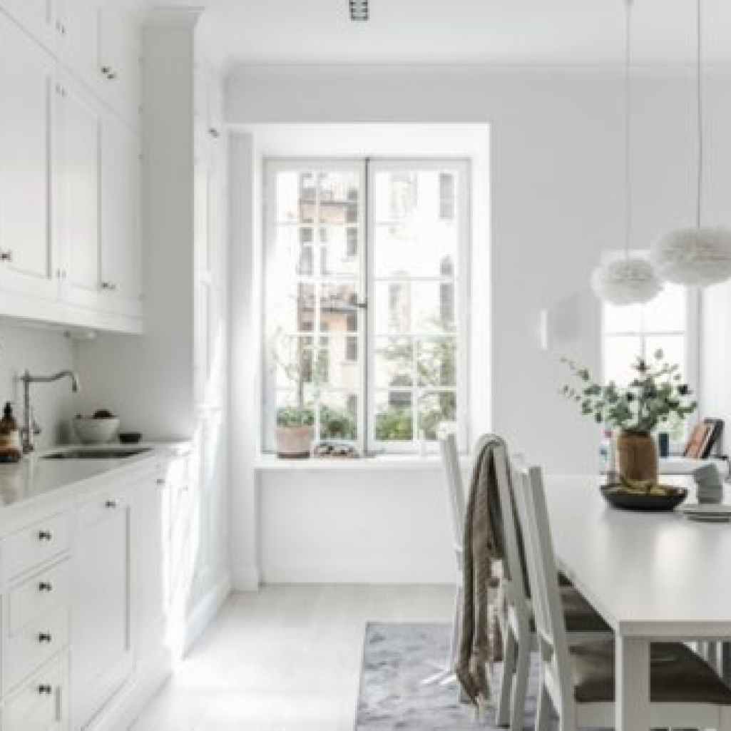 Ένα ονειρεμένο σκανδιναβικό διαμέρισμα που σας δίνει υπέροχες χειμωνιάτικες ιδέες διακόσμησης