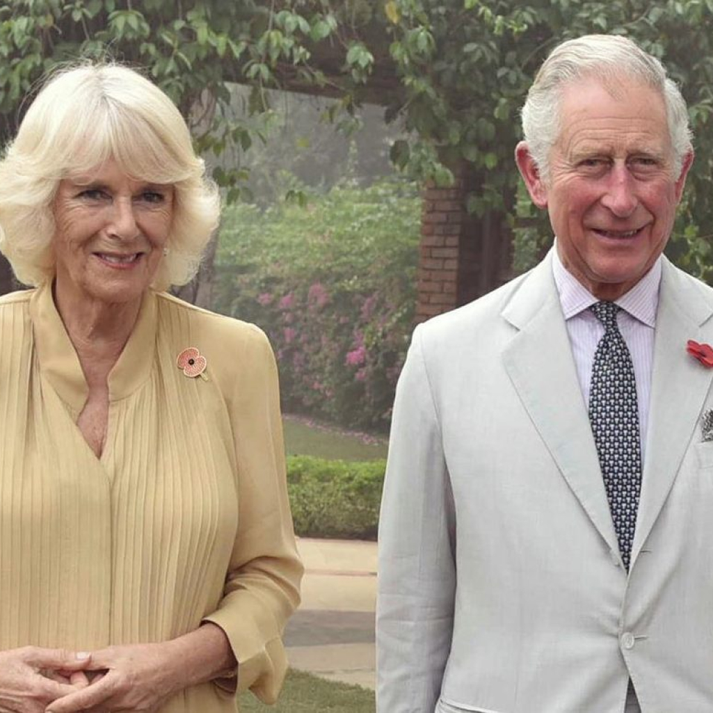 Πρίγκιπας Κάρολος - Camilla Parker Bowles: Επισκέφτηκαν τους πολεμιστές Μαορί και τους χαιρέτησαν τρίβοντας τις μύτες τους 