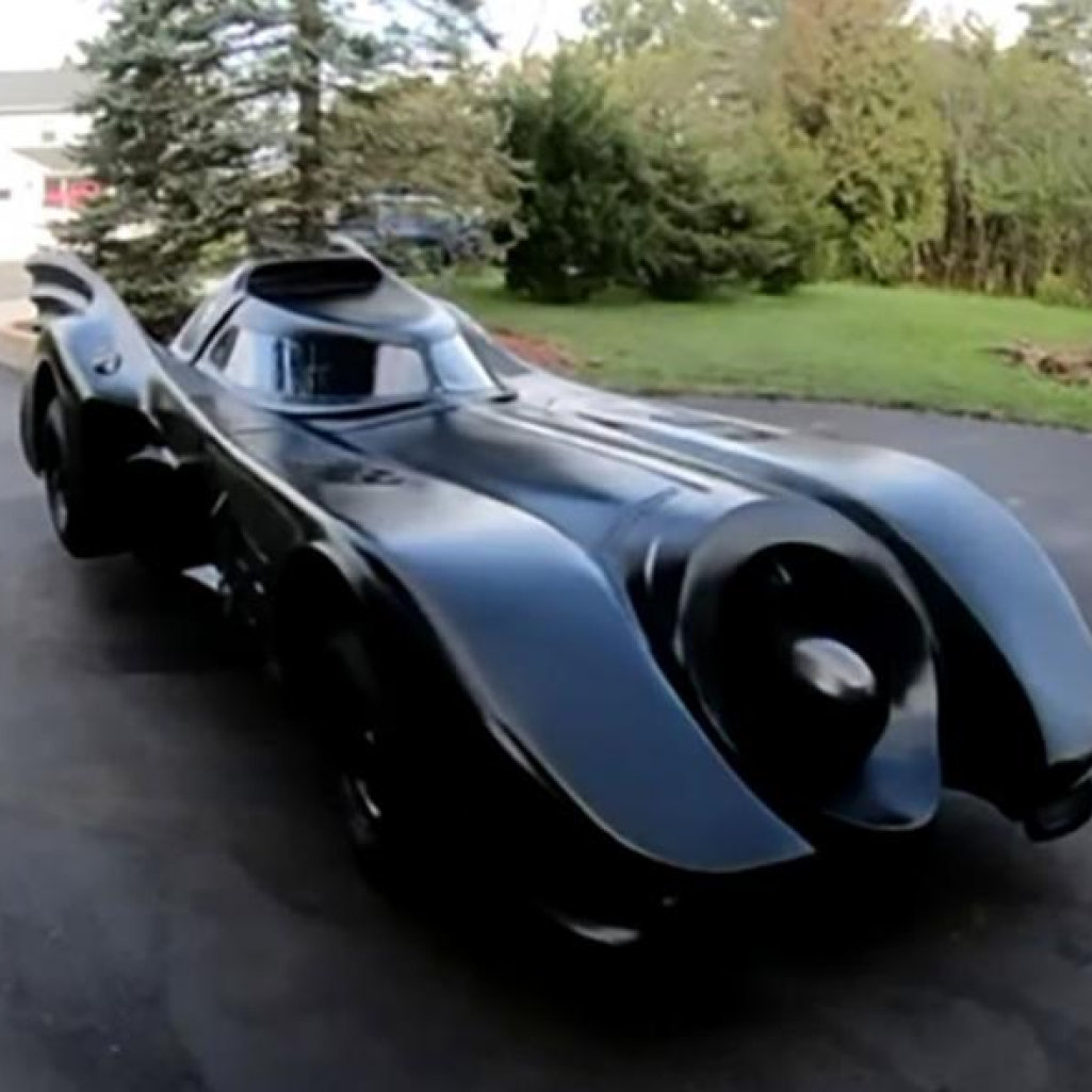 Άνδρας έφτιαξε το δικό του... Batmobile με μηχανή Boeing