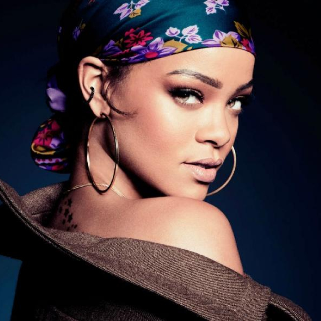 Η ζωή της Rihanna θα γίνει ντοκιμαντέρ