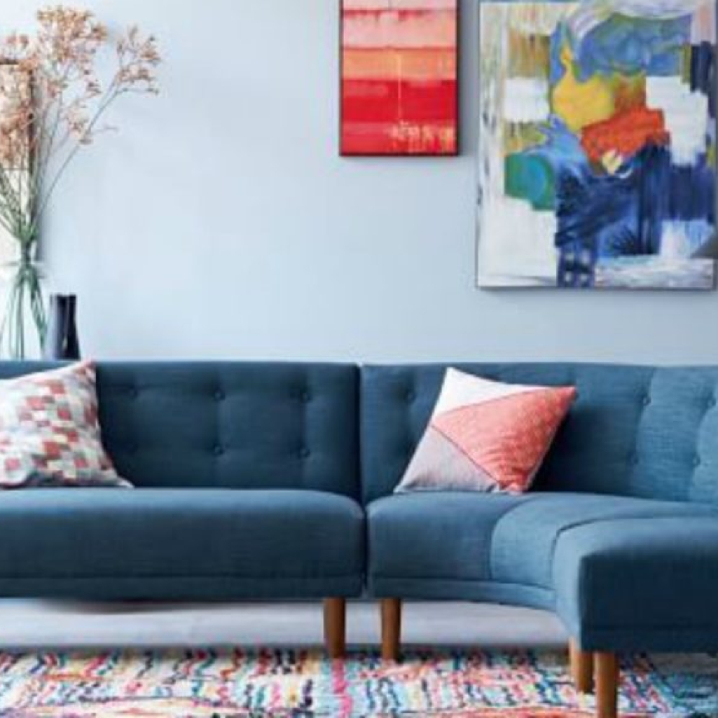 Γωνιακός καναπές: Έτσι πρέπει να τον τοποθετείτε στο σαλόνι σας