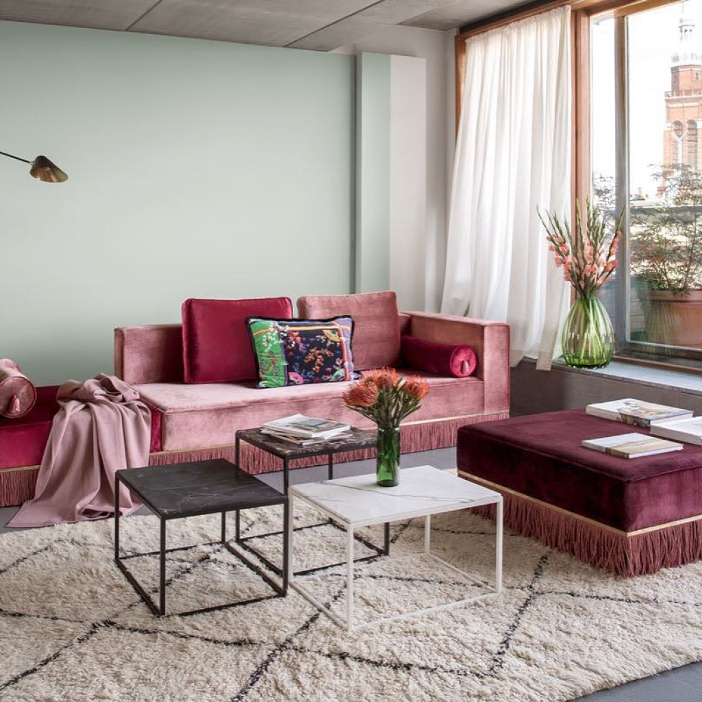 Να πώς θα εντάξετε τον vintage καναπέ της γιαγιάς σας στη διακόσμηση του σπιτιού σας