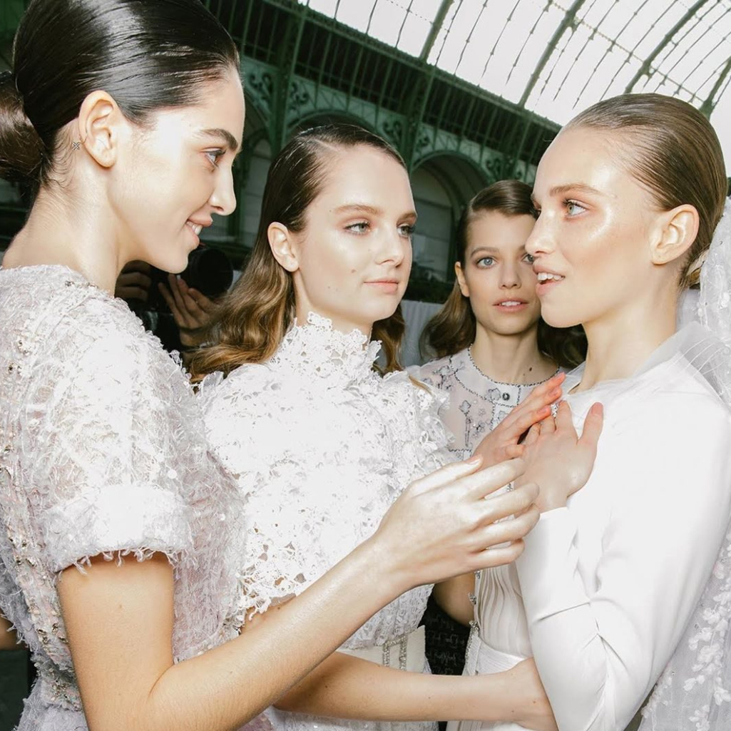 Paris Couture Spring 2020: Τα ωραιότερα beauty looks που έμοιαζαν έργα τέχνης 