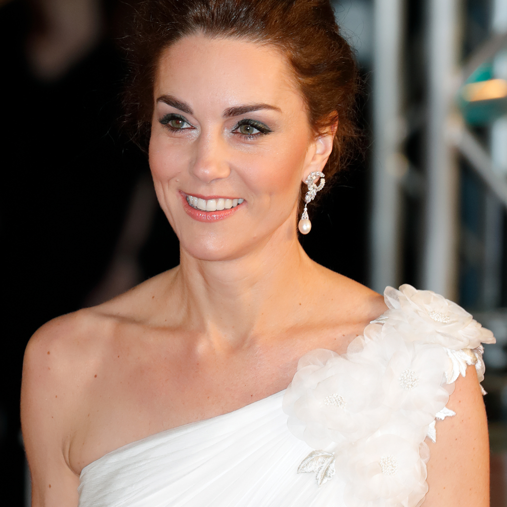 Ποιος είπε πως μια Δούκισσα δεν μπορεί να φορέσει παγιέτες - Η ώρα της Κate Middleton να λάμψει