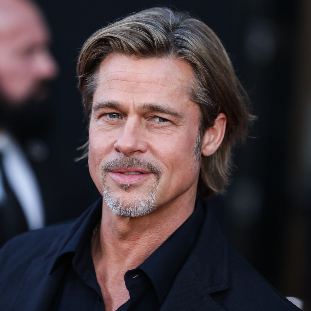 Η γοητευτική εμφάνιση του Brad Pitt σε μια ακόμη τιμητική του διάκριση