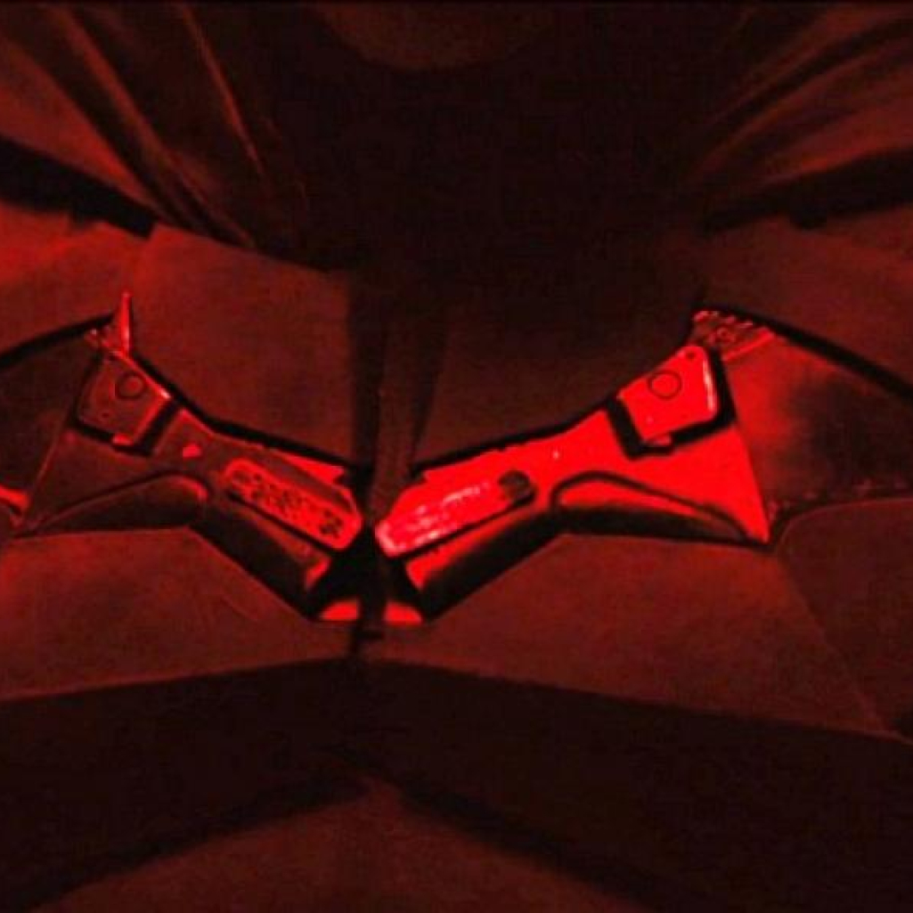 «The Batman»: H φοβερή θεωρία πίσω από το σήμα της νέας στολής
