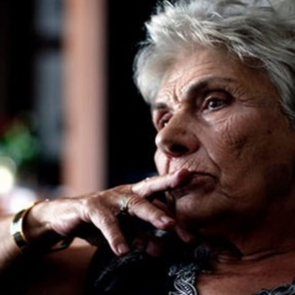 Η σπουδαία Ελληνίδα ποιήτρια Κική Δημουλά έφυγε από τη ζωή σε ηλικία 89 ετών
