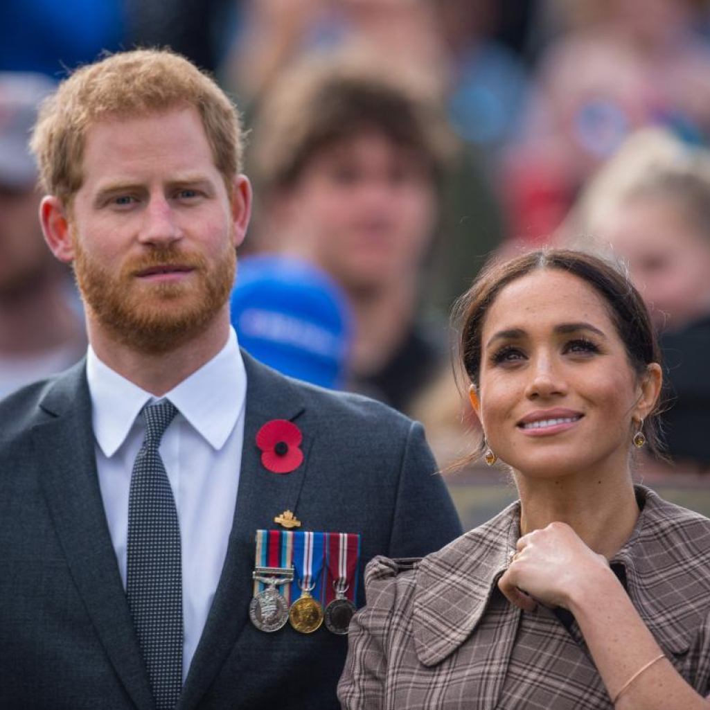 Το viral video που παρουσιάζει τον πρίγκιπα Harry ως τον πιο περιποιητικό σύζυγο του κόσμου