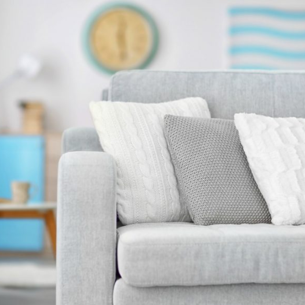 Υπόθεση καναπές: Διατηρήστε τον σαν καινούριο για πάντα με αυτά τα tips