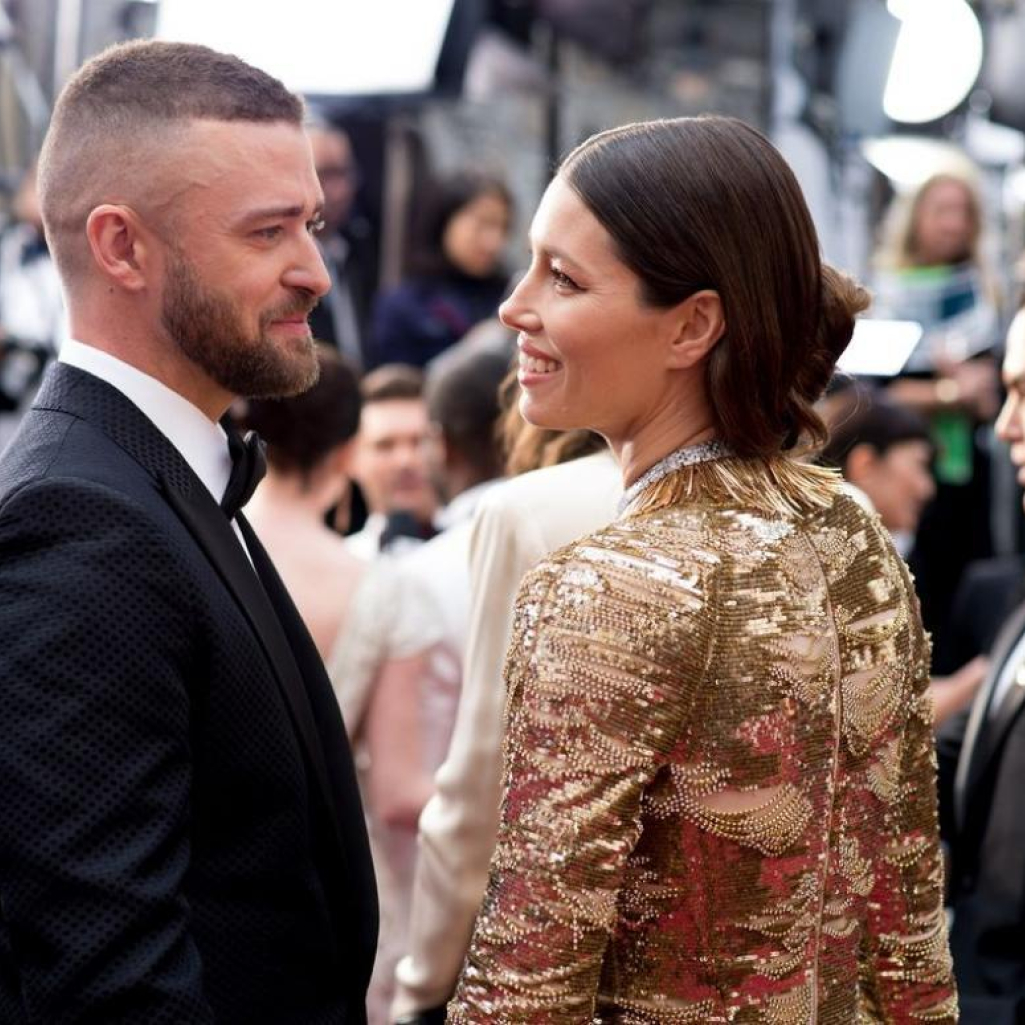 Justin Timberlake- Jessica Biel: Εφαρμόζουν το social distancing, κάνοντας πεζοπορία στο βουνό