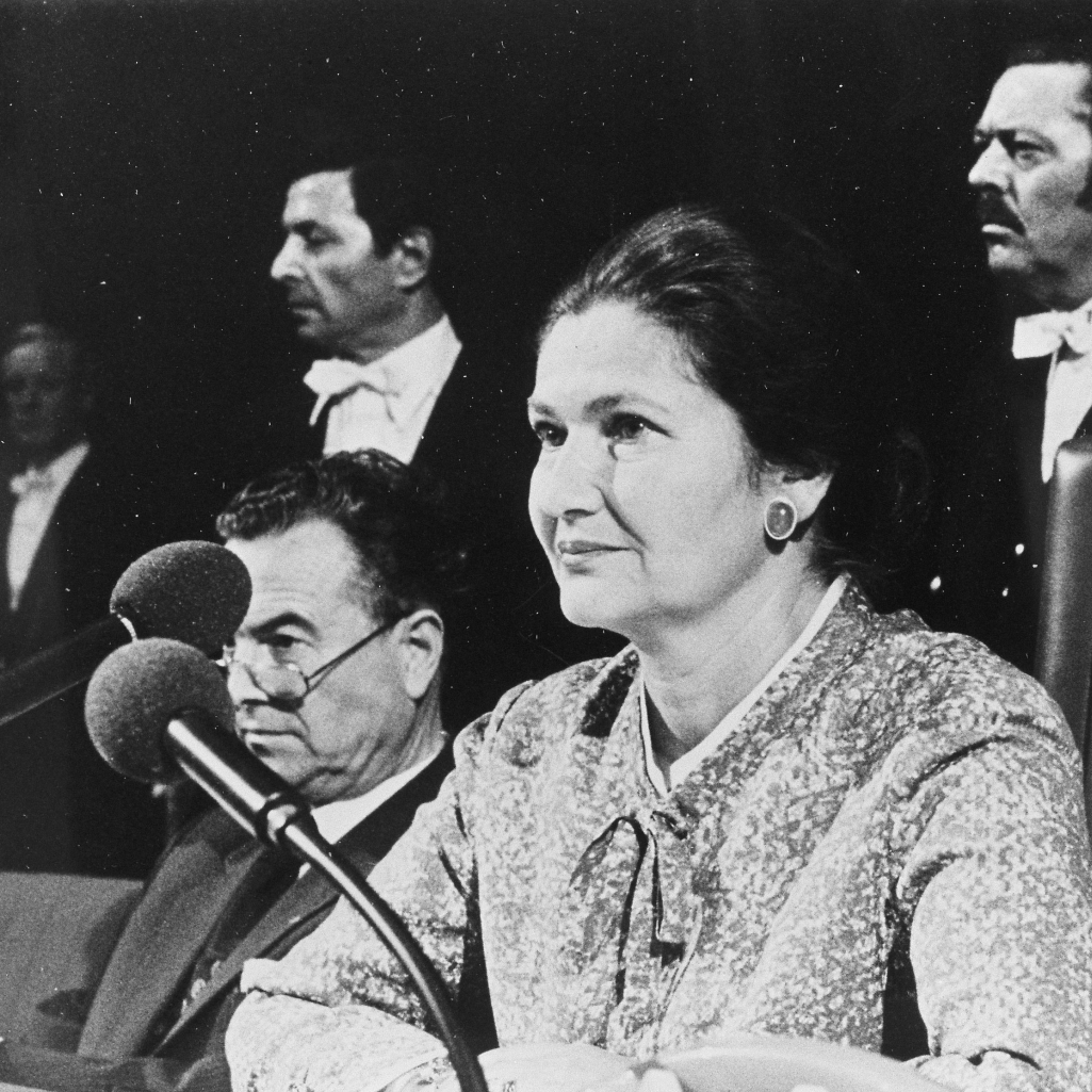 Simone Veil: Η επιζήσασα του Άουσβιτς που έγινε η πρώτη γυναίκα πρόεδρος του Ευρωπαϊκού Κοινοβουλίου