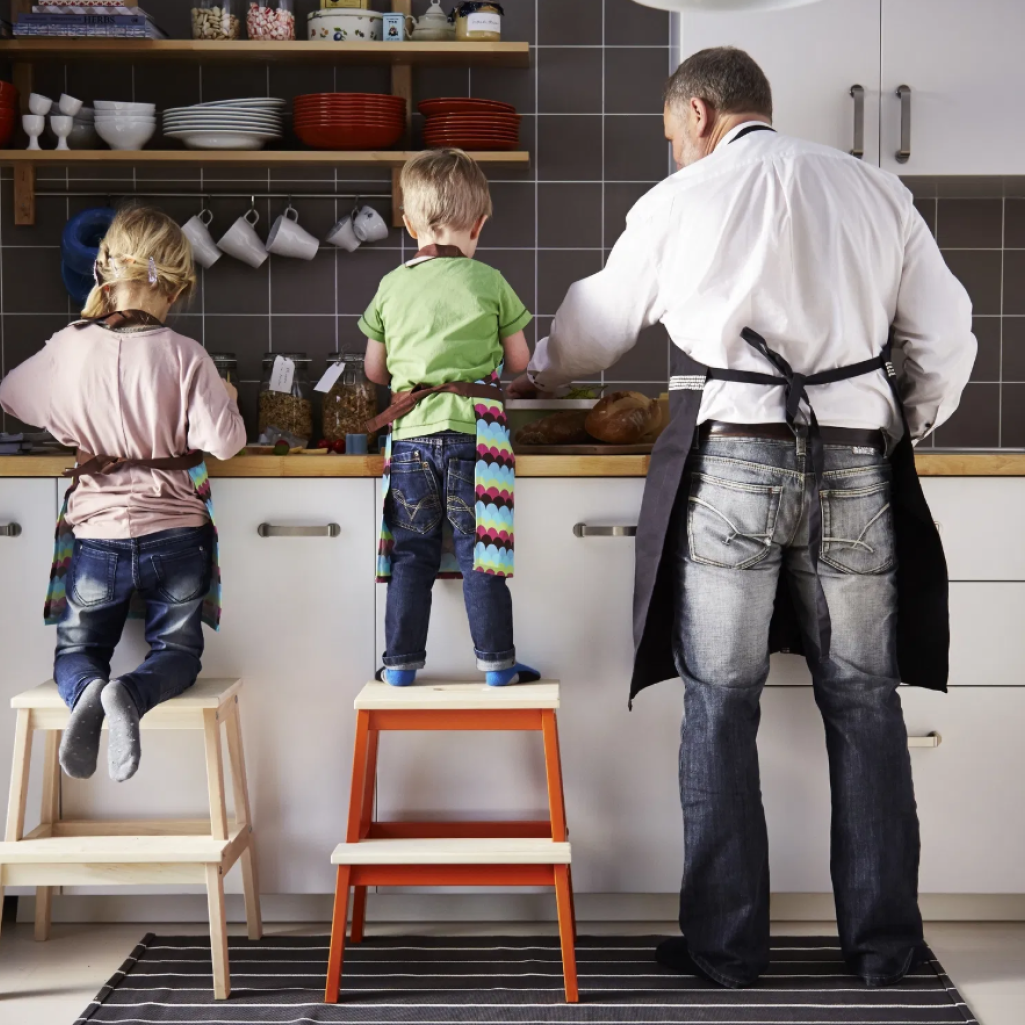 5 tips για πιο δημιουργικές στιγμές στην κουζίνα με τα παιδιά