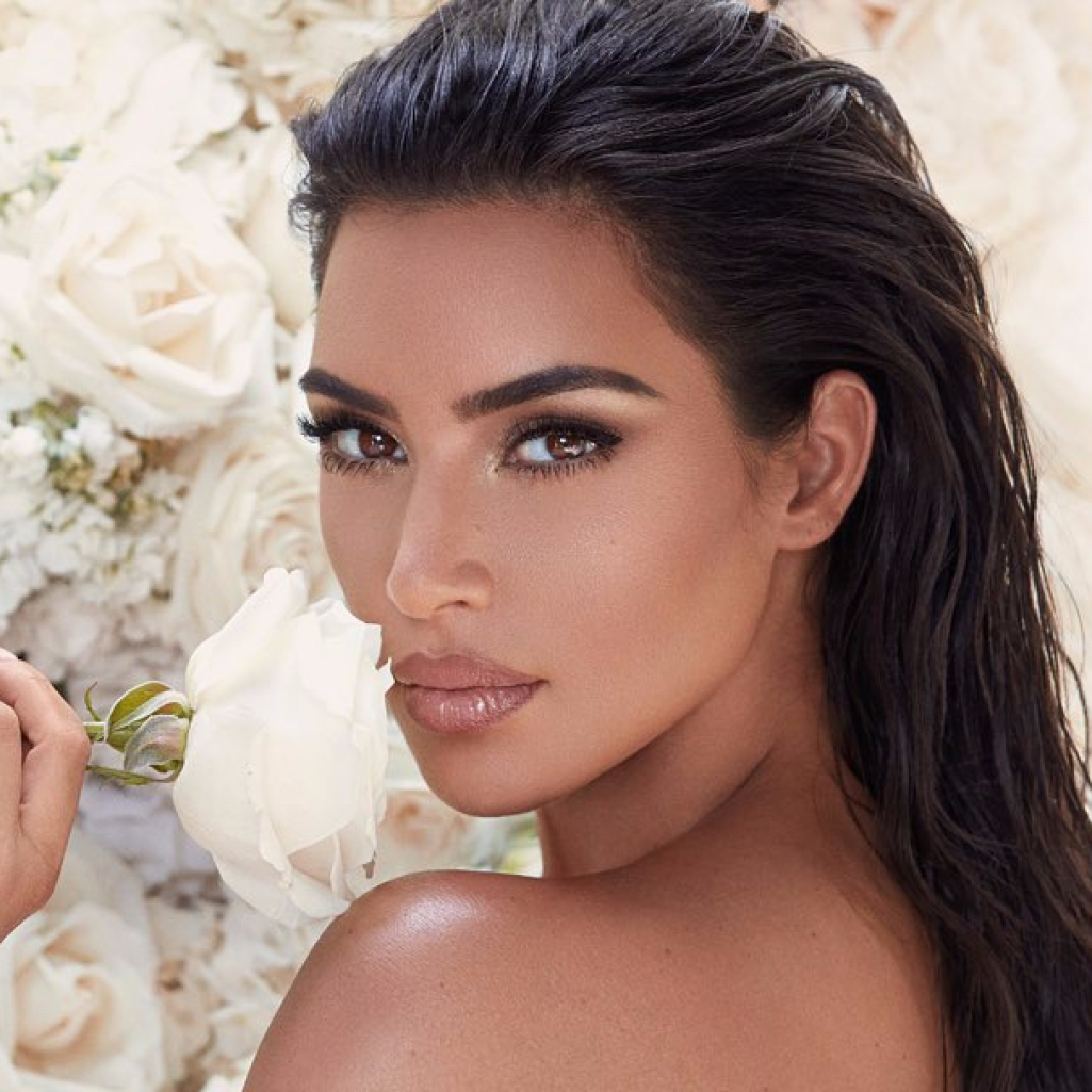 H Kim Kardashian μάς δείχνει βήμα- βήμα το αγαπημένο της μακιγιάζ 