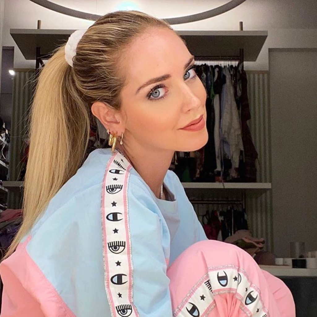 Η συλλογή Champion x Chiara Ferragni είναι αυτό ακριβώς που χρειαζόμασταν για άνετες και girly εμφανίσεις