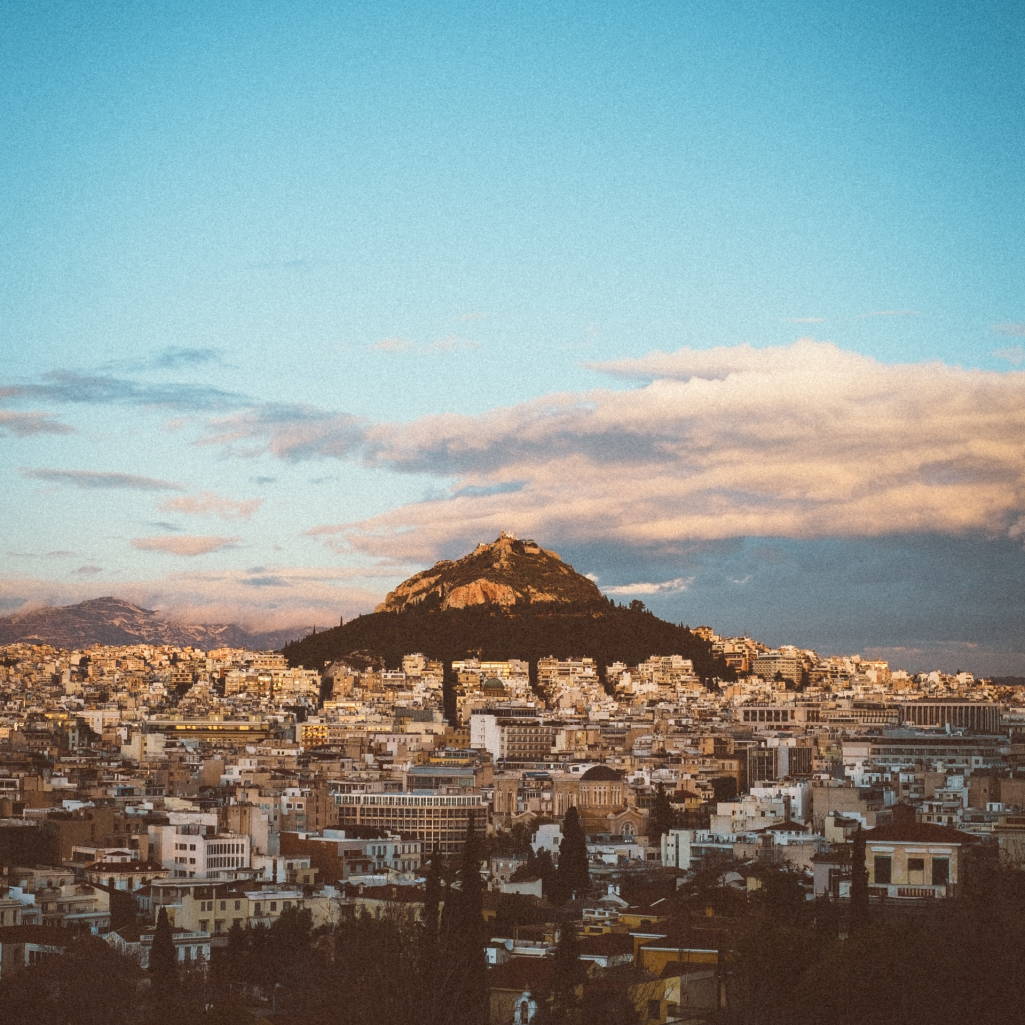 «Παράδειγμα προς μίμηση» η Ελλάδα για την αντιμετώπιση της πανδημίας του κορωνοϊού