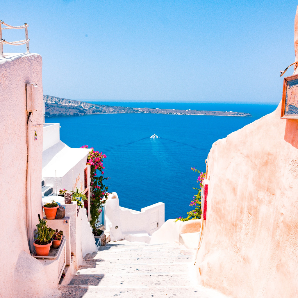  Τα διεθνή ΜΜΕ εκθειάζουν την Ελλάδα και την ψηφίζουν για τουρισμό