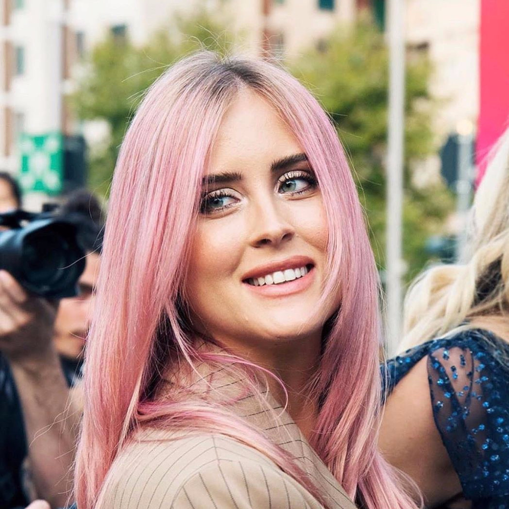 Το hair color που υιοθέτησαν τα περισσότερα fashion girls του Instagram στην καραντίνα