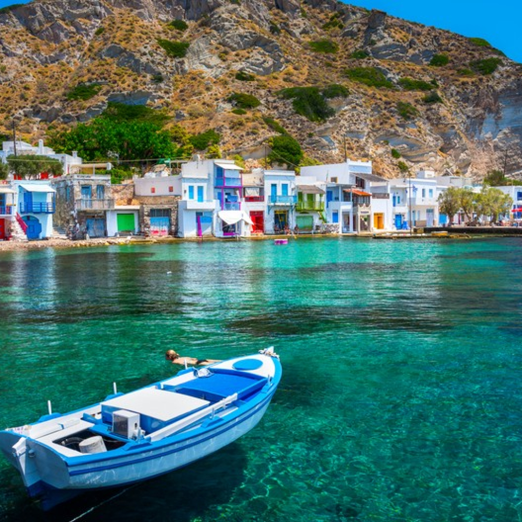 Travel+Leisure: 10 λάθη που πρέπει να αποφύγεις στο ταξίδι σου στα ελληνικά νησιά