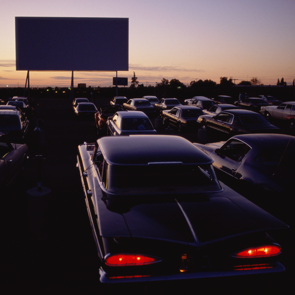 Αθενς Ντράιβ- Ιν: To Drive In Cinema επιστρέφει στην Αθήνα και αλλάζει τον τρόπο που βλέπαμε ταινίες στον κινηματογράφο