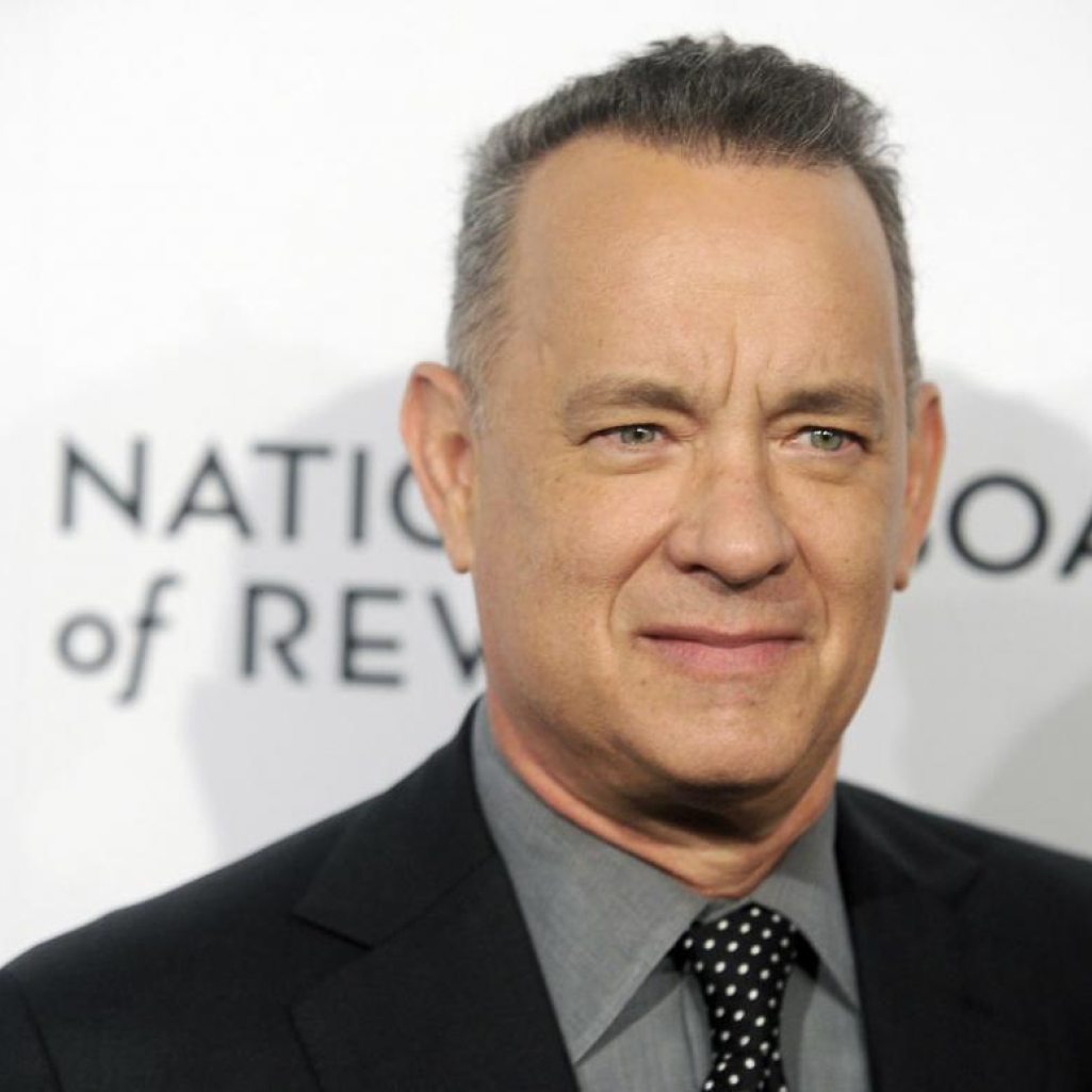 Ο Tom Hanks έκανε ένα video - έκπληξη σε φοιτητές που δεν μπόρεσαν να αποφοιτήσουν λόγω κορωνοϊού