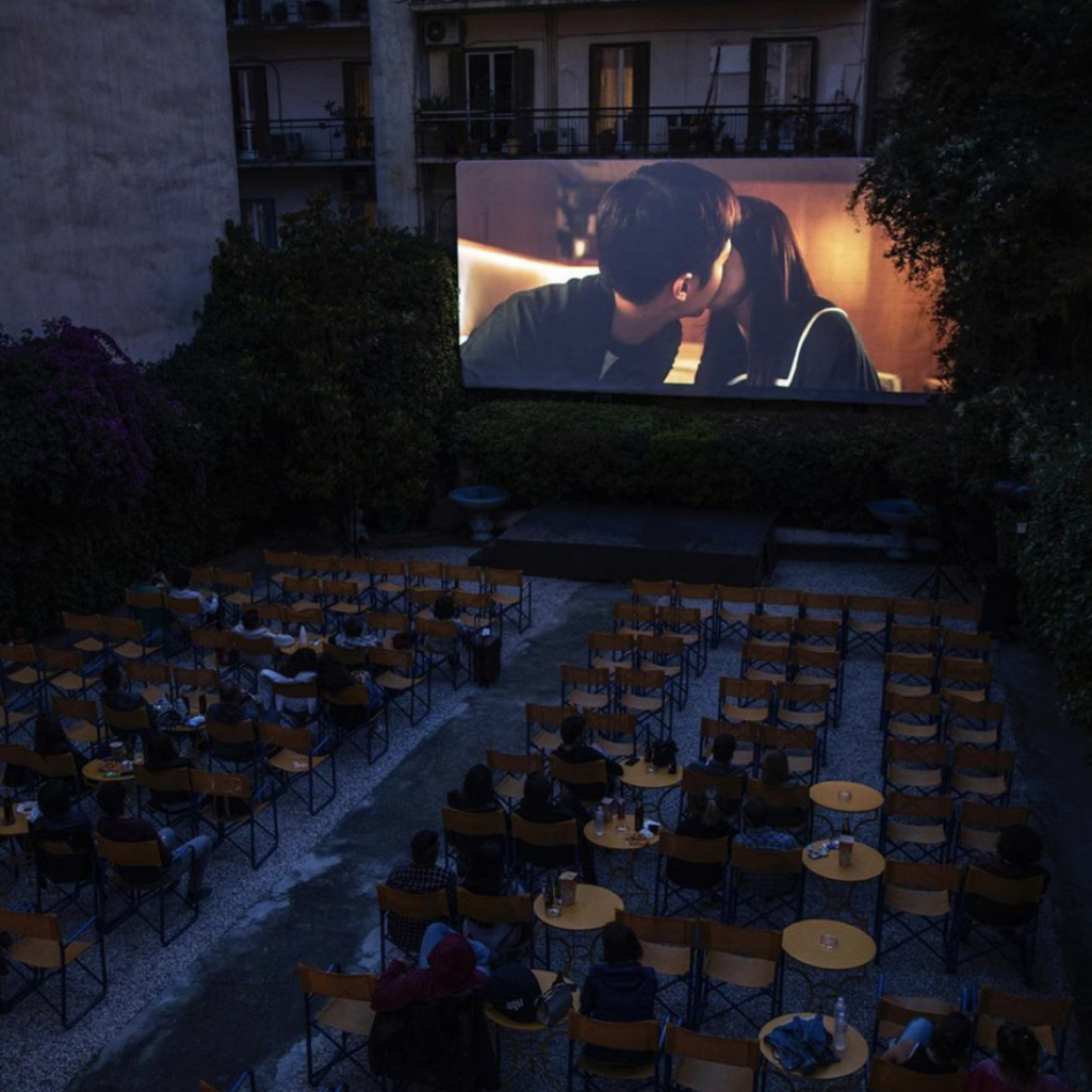 Τα θερινά σινεμά της Ελλάδας μάγεψαν την Washington Post