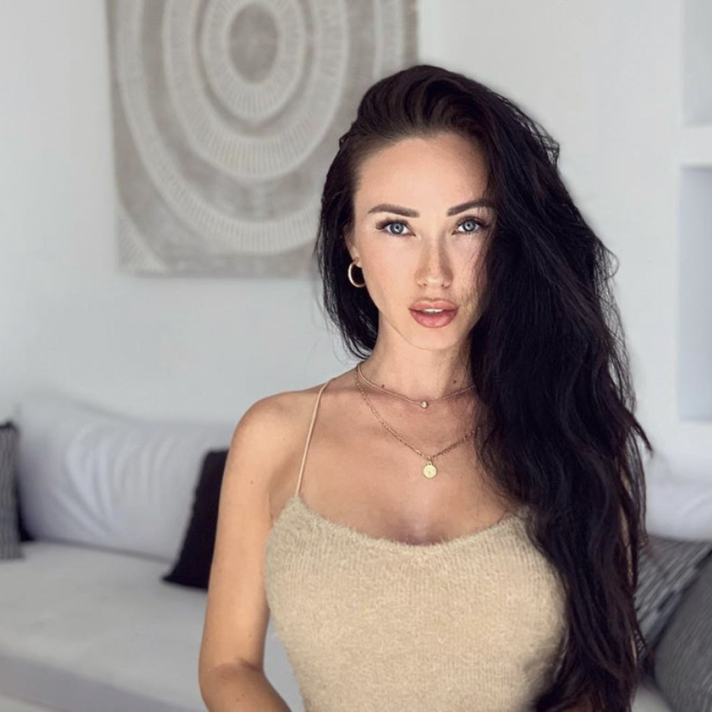 Η Nina Serebrova δεν αφήνει κανέναν ασυγκίνητο