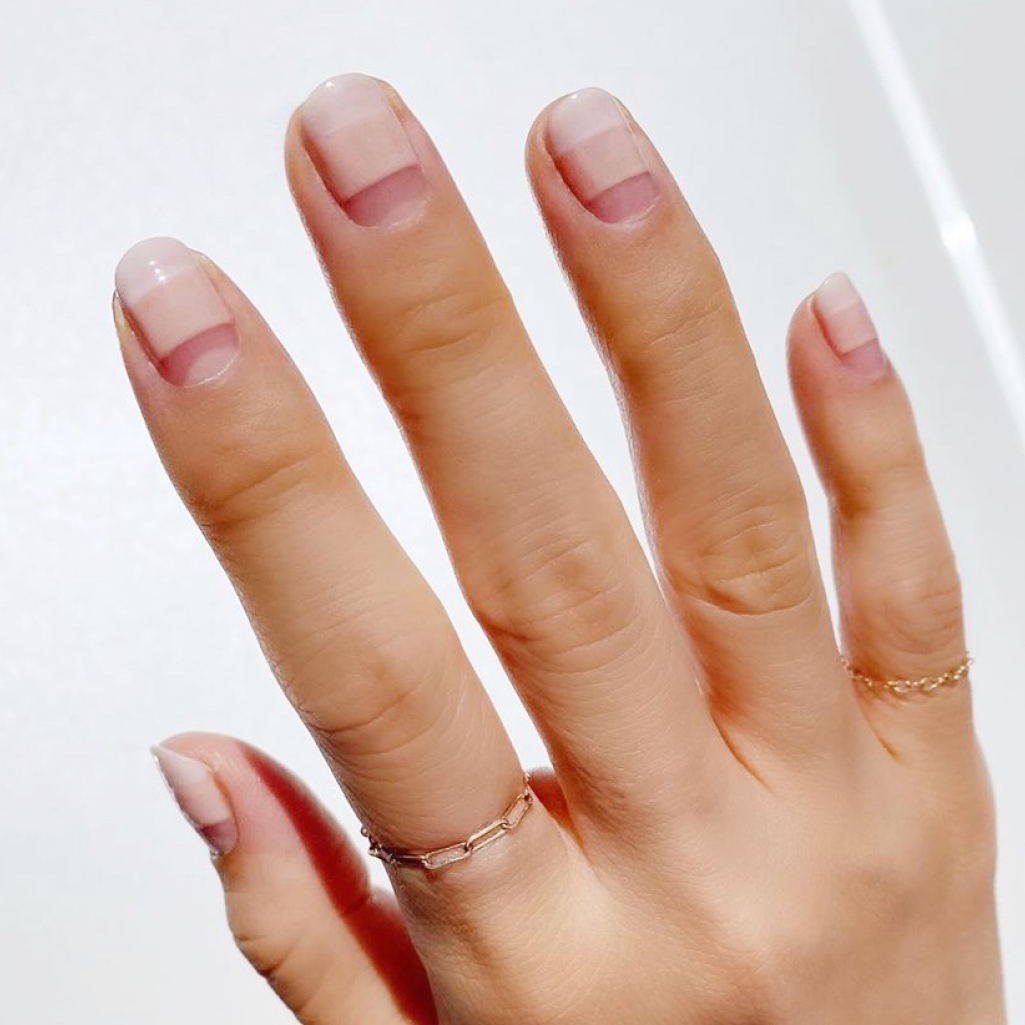 Nude nails: 5 ιδέες για το πιο chic manicure του καλοκαιριού