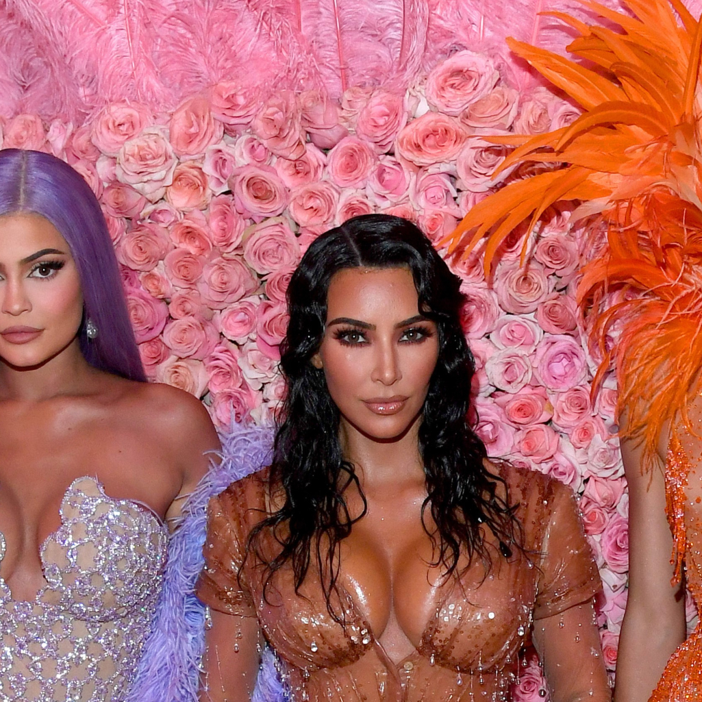 Οι αδερφές Kardashian – Jenner είναι οι Spice Girls του 2020 και αυτή η φωτογραφία το αποδεικνύει