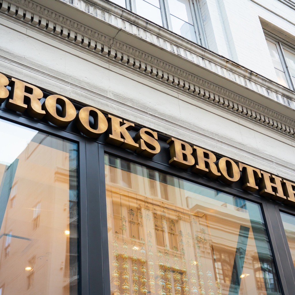 Brooks Brothers: Τα ελληνικά καταστήματα δεν αναμένεται να κλείσουν