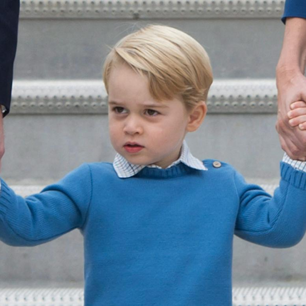 Ο πρίγκιπας George γίνεται 7 ετών και όσο μεγαλώνει, μοιάζει εκπληκτικά με τον μπαμπά του: Η φωτογραφία που το αποδεικνύει