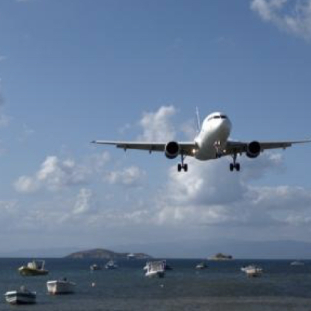 Ελληνικό αεροδρόμιο στα 10 του κόσμου με τα ωραιότερα τοπία προσγείωσης