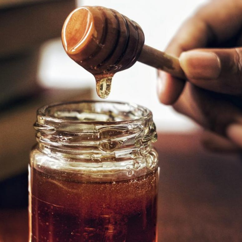 5 πράγματα που δεν ξέρατε για το μέλι και τον τρόπο παραγωγής του