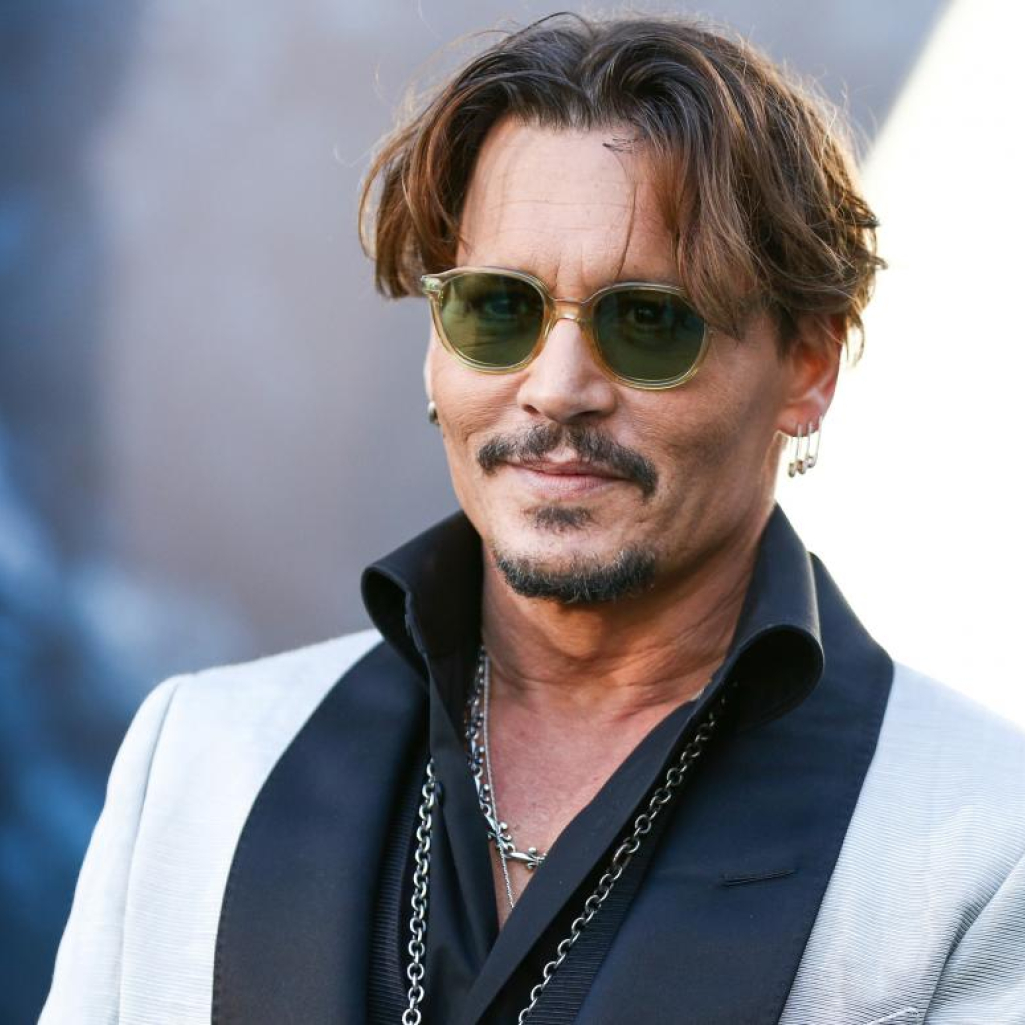 Ο Johnny Depp είναι αγνώριστος στη νέα του ταινία, «Minamata» 