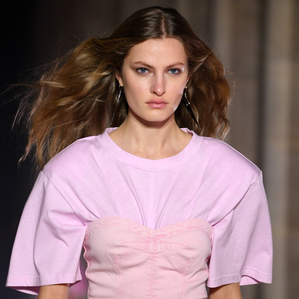 #JENNYGRGOESPINK: Τα fashion brands που μάχονται τον καρκίνο του μαστού 
